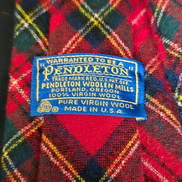 Vintage Pendleton Woolen Mills Wool Necktie Made in USA - Red Plaid - 3 1/2"x55" - Picture 4 of 4